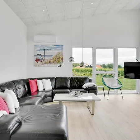 Constantin - 500m From The Sea By Interhome Nyaraló Sjølund