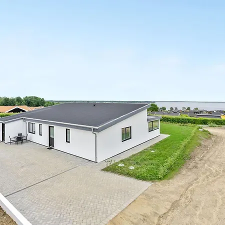 Constantin - 500m From The Sea By Interhome Feriehus