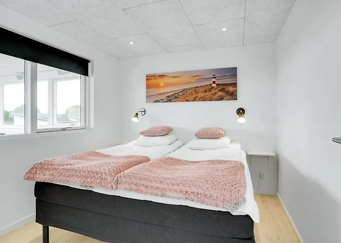 Constantin - 500m From The Sea By Interhome